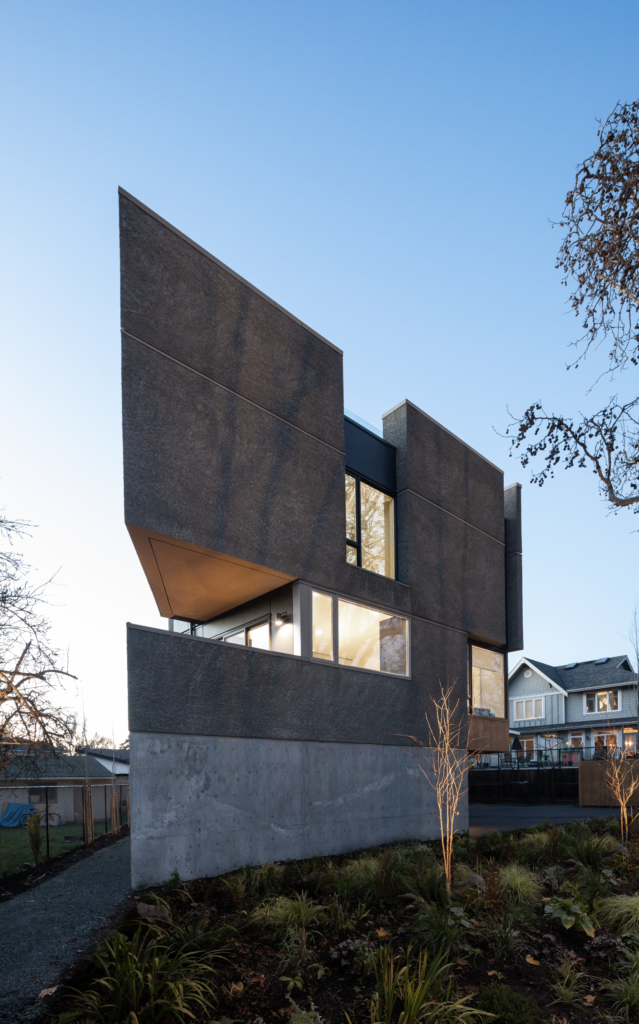 Six townhomes on a triangular lot; Project Team: D'Arcy Jones Architects, Aryze Developments; Photo Credit: D'Arcy Jones. 6 units; Townhomes; 1 blg